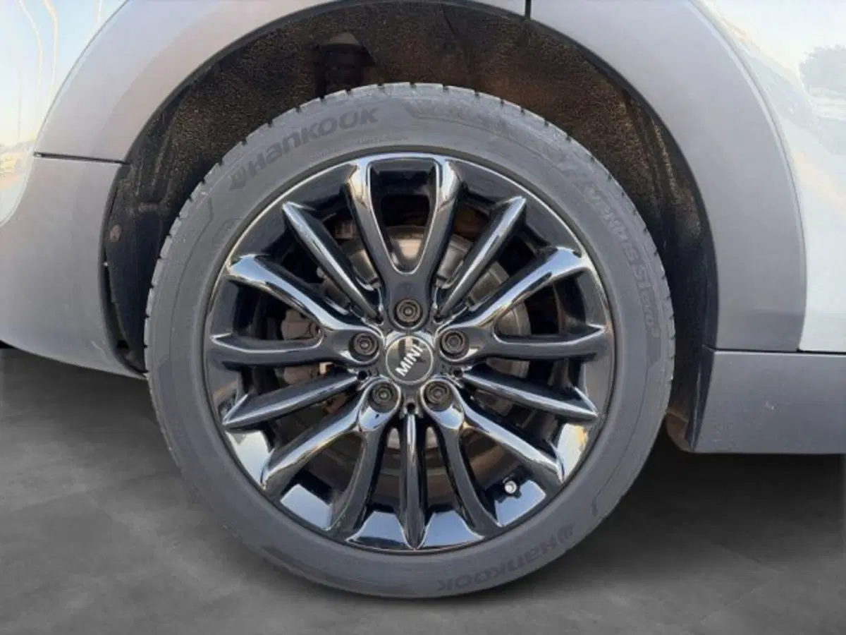 MINI Mini Clubman usata a Lecce (10)
