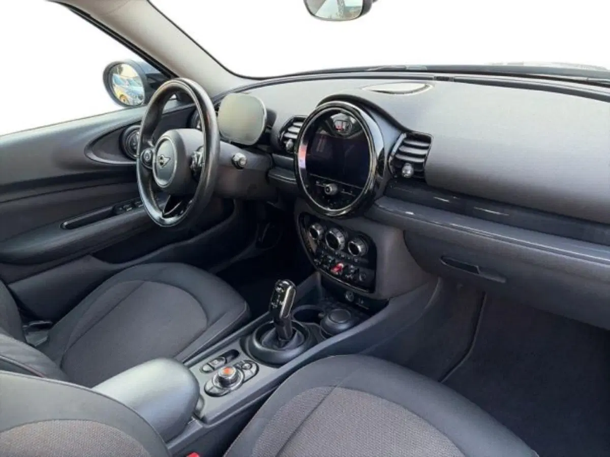 MINI Mini Clubman usata a Lecce (17)