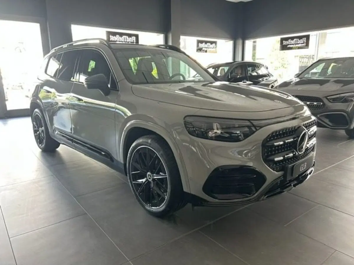 Mercedes-Benz GLB nuova a Potenza