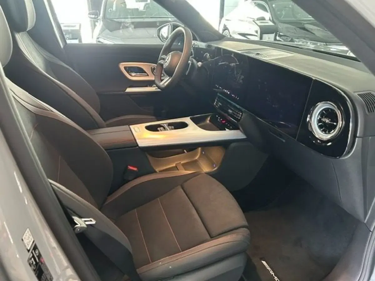 Mercedes-Benz GLB nuova a Potenza (15)