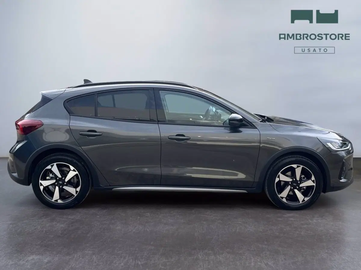 Ford Focus Station Wagon usata a Milano (6)
