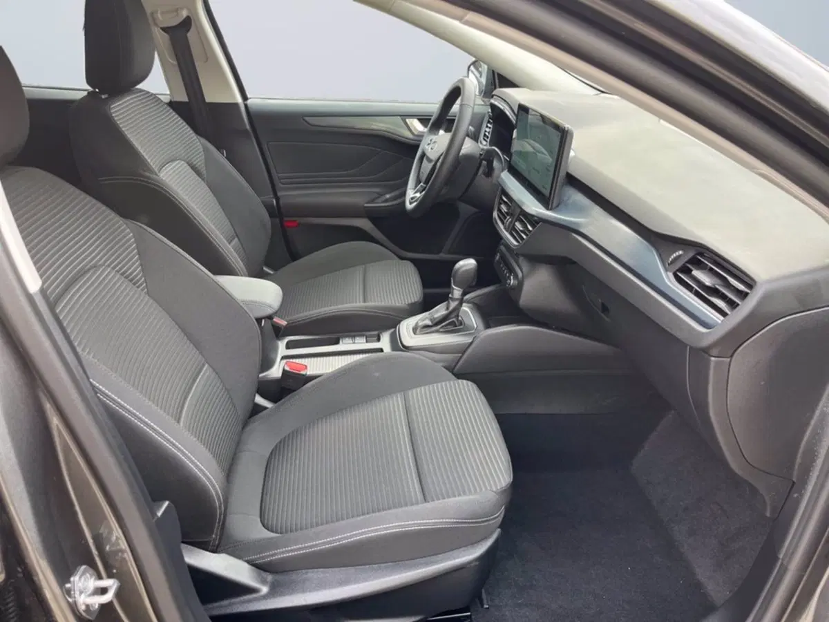Ford Focus Station Wagon usata a Milano (15)