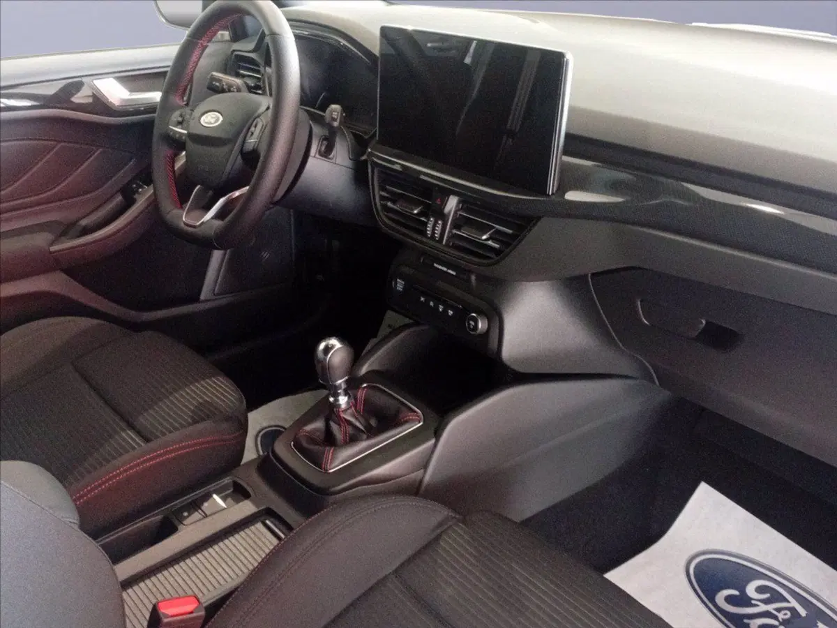 Ford Focus nuova a Milano (9)