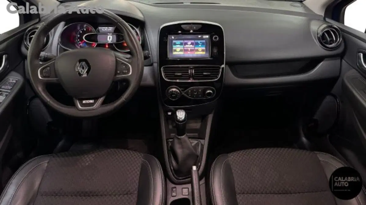 Renault Clio usata a Reggio Calabria (8)