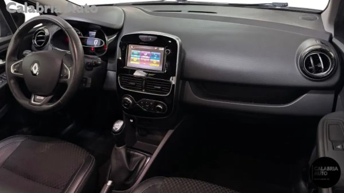 Renault Clio usata a Reggio Calabria (9)