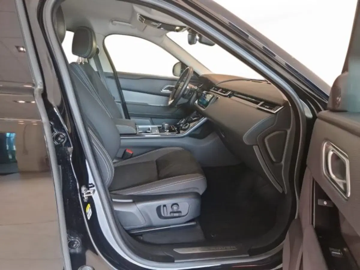 Land Rover Range Rover Velar usata a Modena (3)