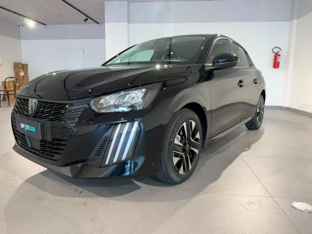 Peugeot 208 nuova a Salerno (8)