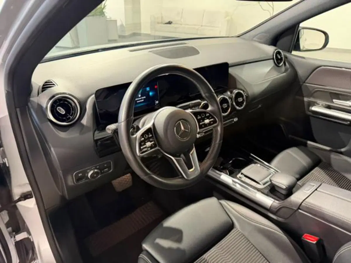 Mercedes-Benz Classe B usata a Salerno (10)