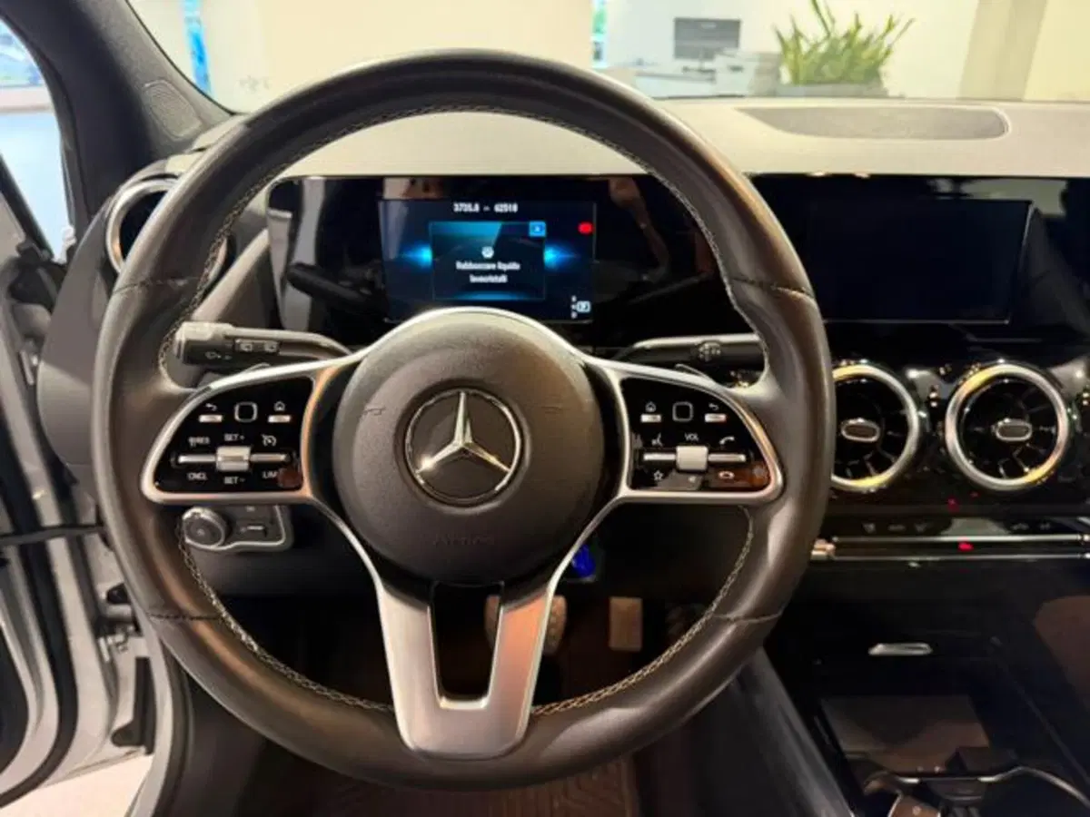 Mercedes-Benz Classe B usata a Salerno (14)