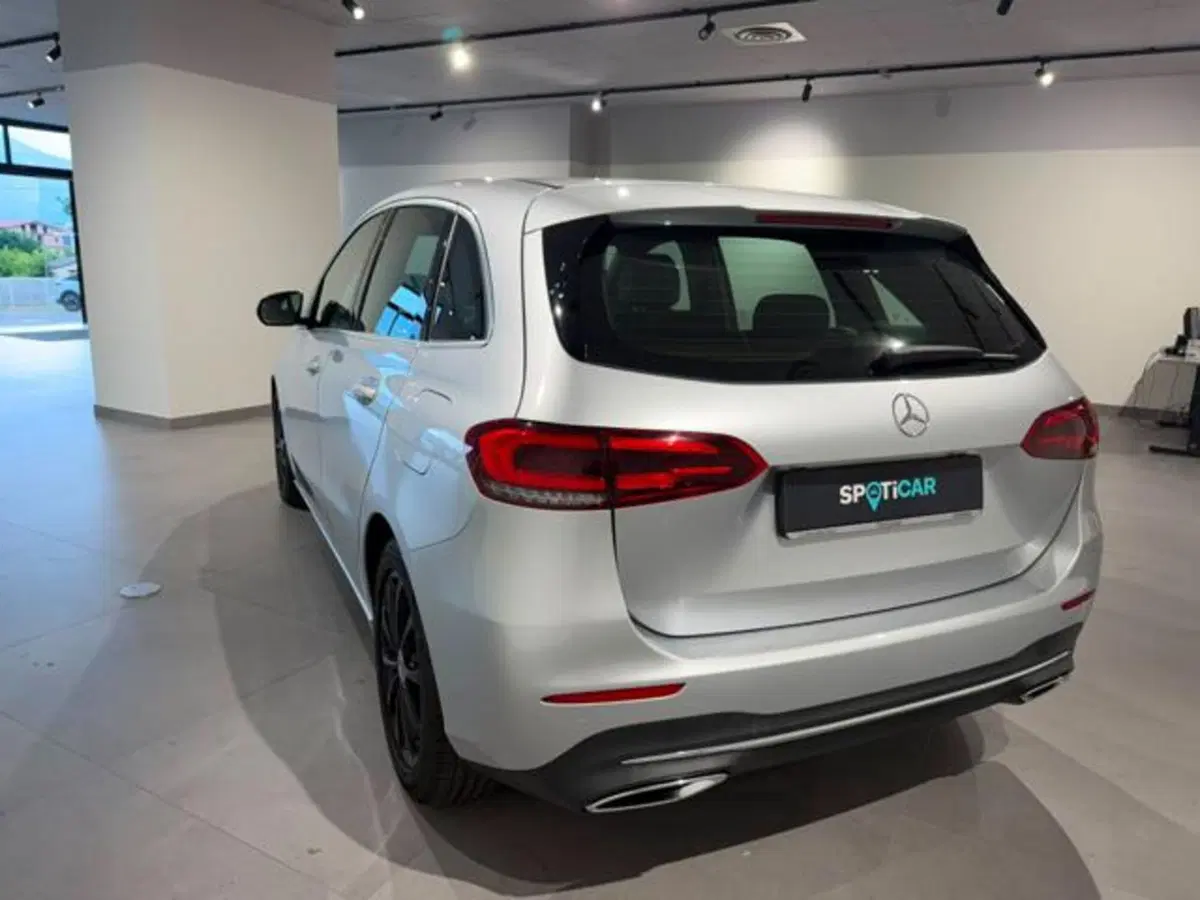Mercedes-Benz Classe B usata a Salerno (6)