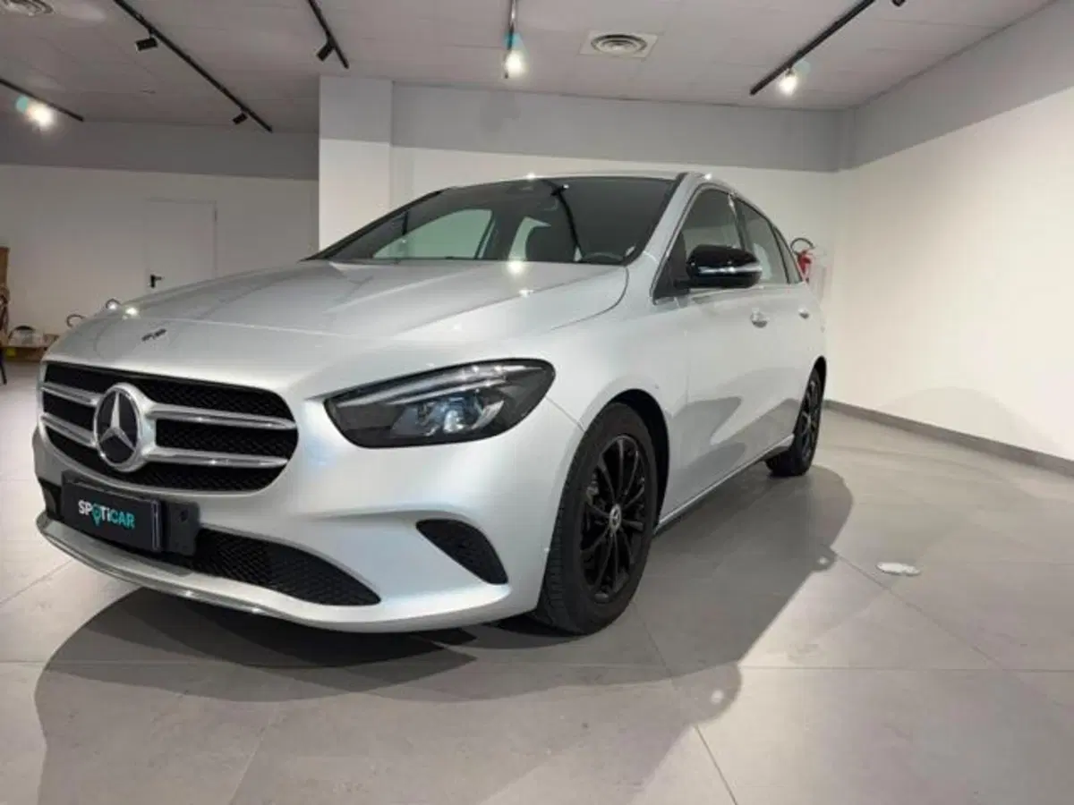 Mercedes-Benz Classe B usata a Salerno (8)