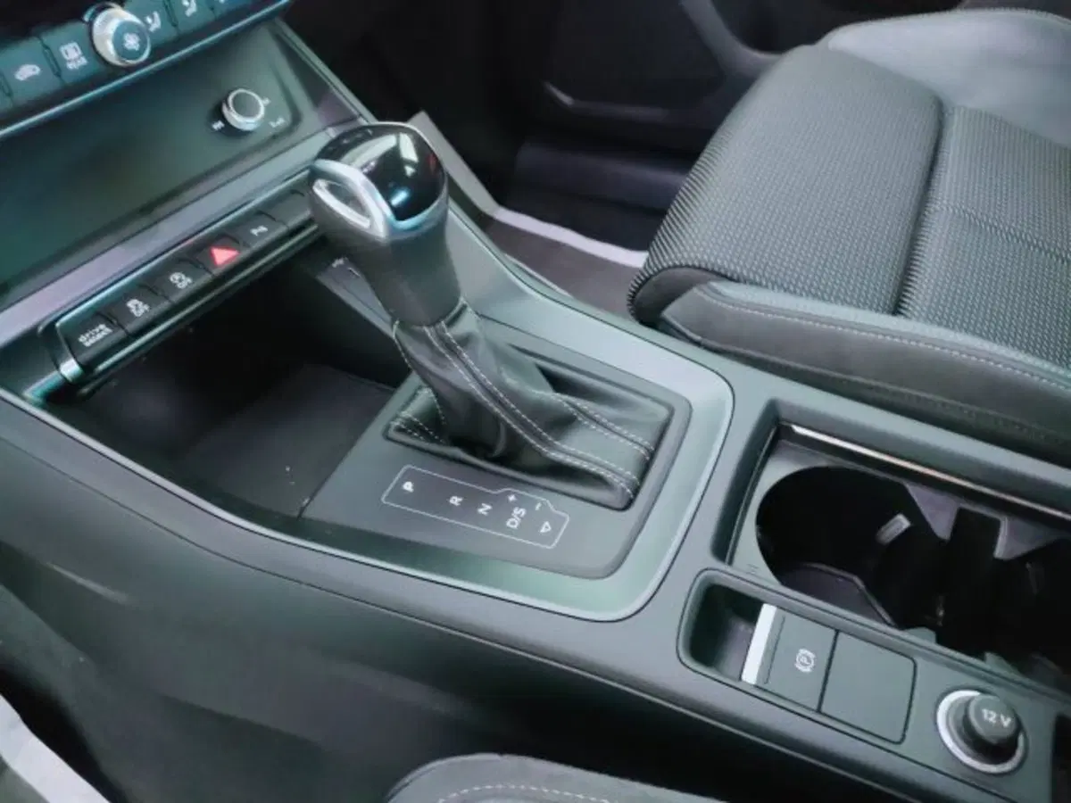 Audi Q3 Sportback usata a Teramo (12)