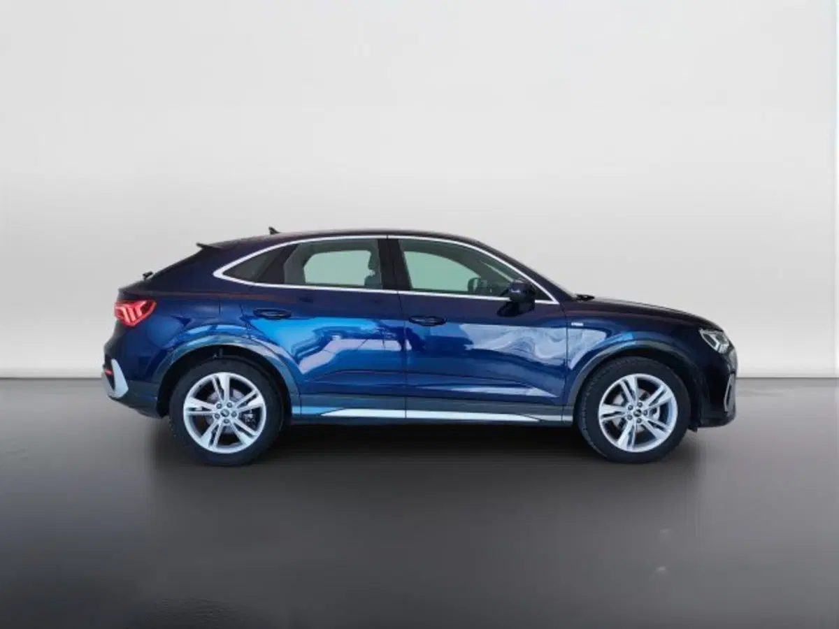 Audi Q3 Sportback usata a Teramo (4)