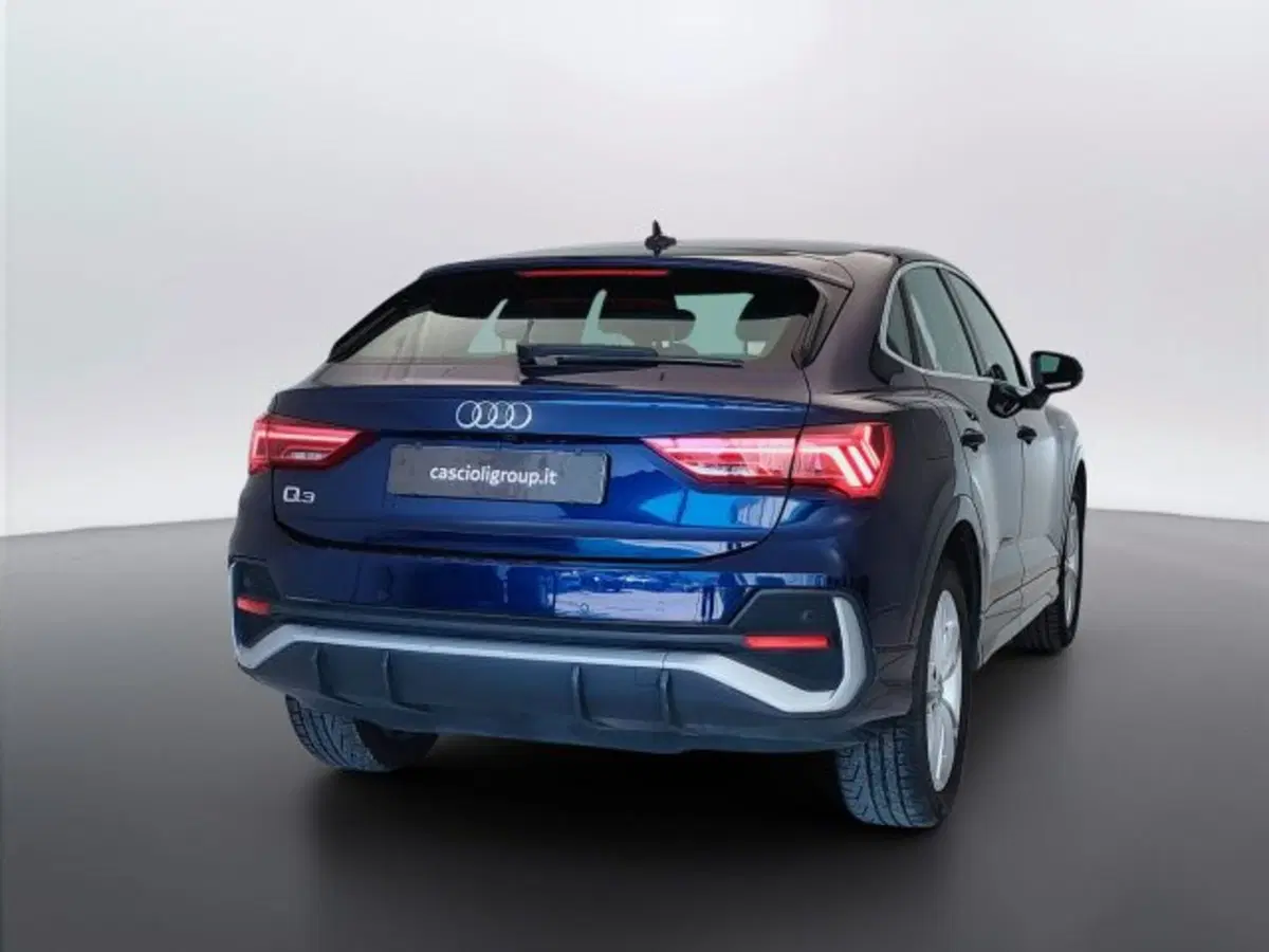 Audi Q3 Sportback usata a Teramo (5)