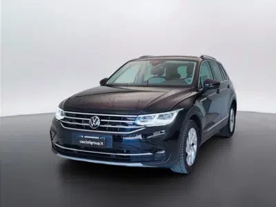 Volkswagen Tiguan 2.0 tdi Elegance 150cv dsg del 2022 usata a Mosciano Sant'Angelo