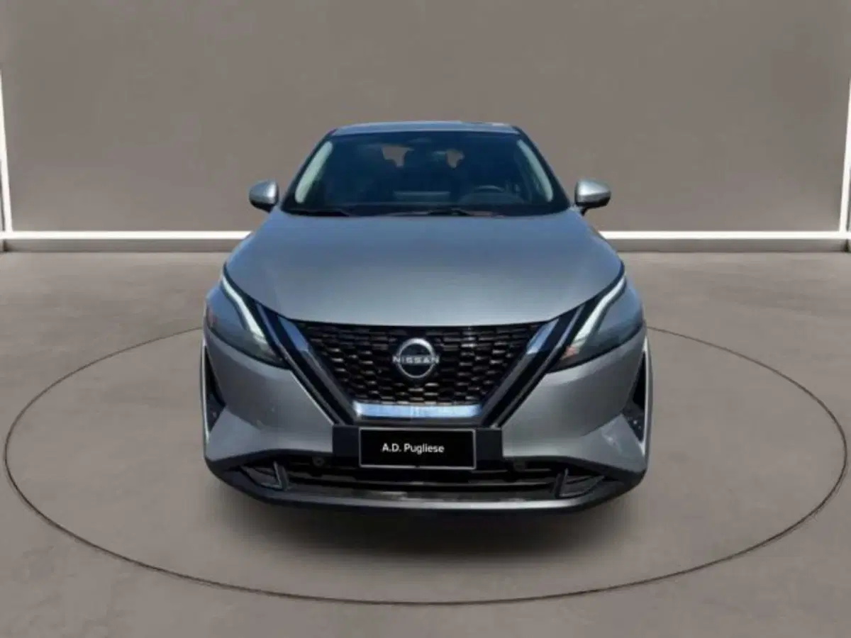 Nissan Qashqai usata a Caltanissetta (2)