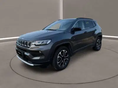Jeep Compass 1.3 T4 190 CV PHEV AT6 4xe Longitude del 2022 usata a Caltanissetta
