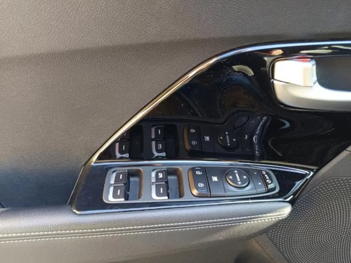 Kia Niro usata a Parma (11)