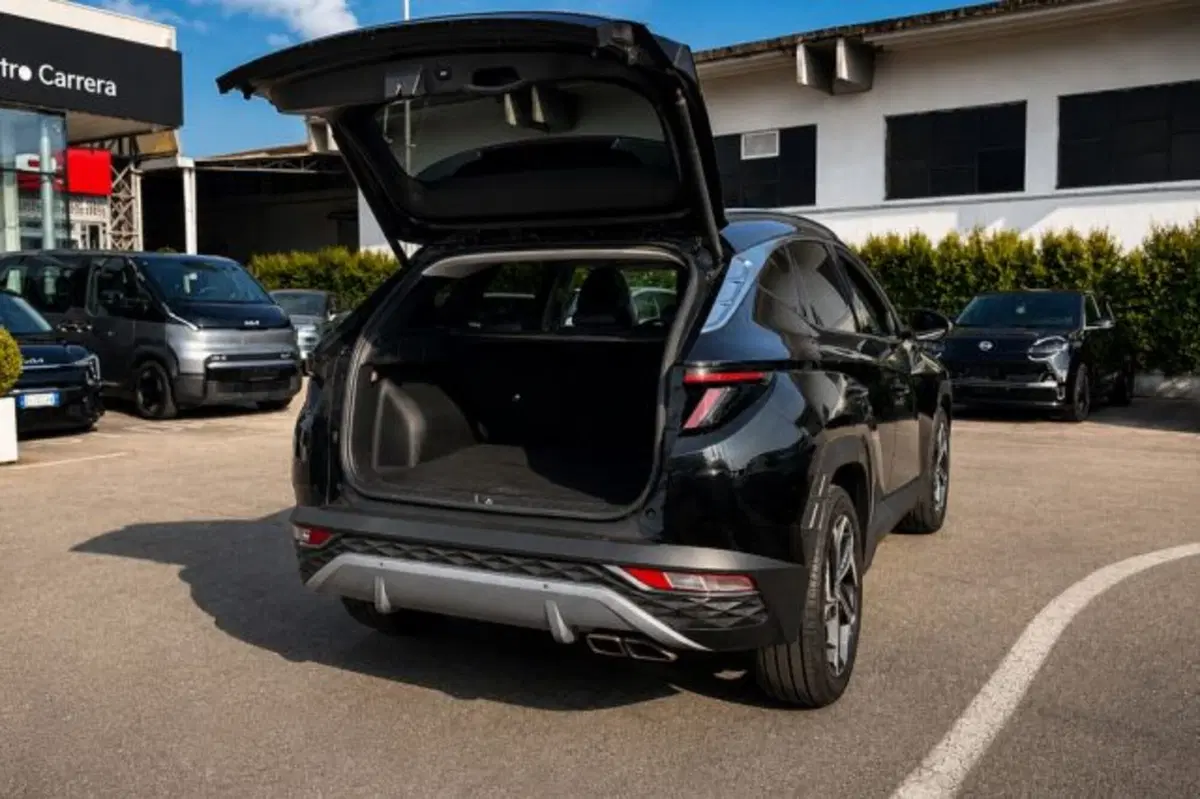 Hyundai Tucson usata a Latina (7)