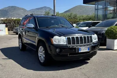 Jeep Grand Cherokee 3.0 V6 CRD Overland del 2007 usata a Fondi