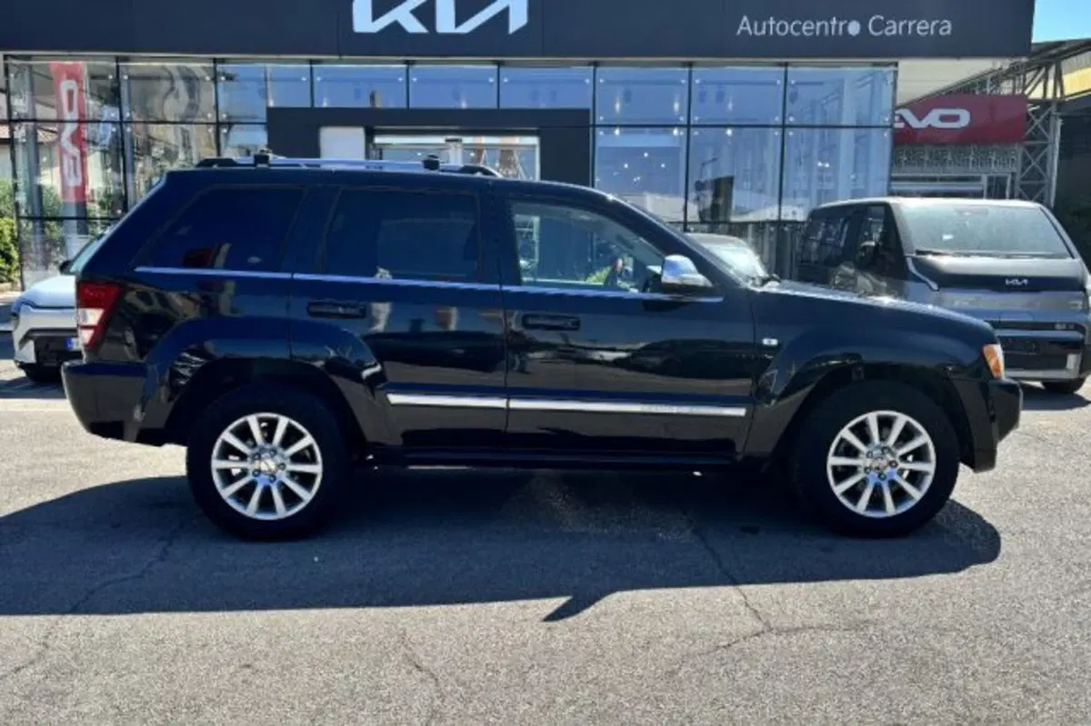 Jeep Grand Cherokee usata a Latina (4)