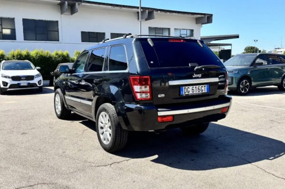 Jeep Grand Cherokee usata a Latina (5)