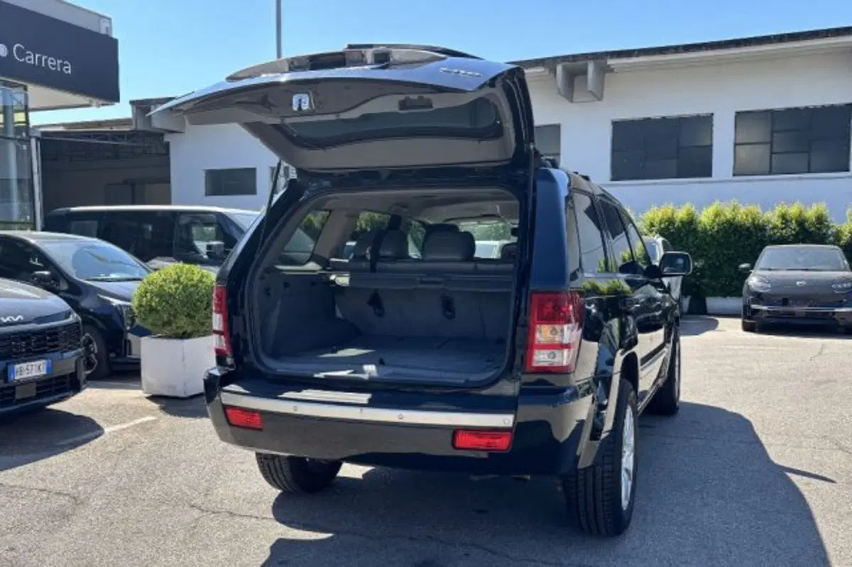 Jeep Grand Cherokee usata a Latina (7)