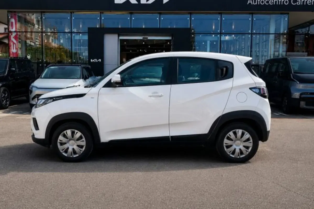 Mahindra KUV100 usata a Latina (4)
