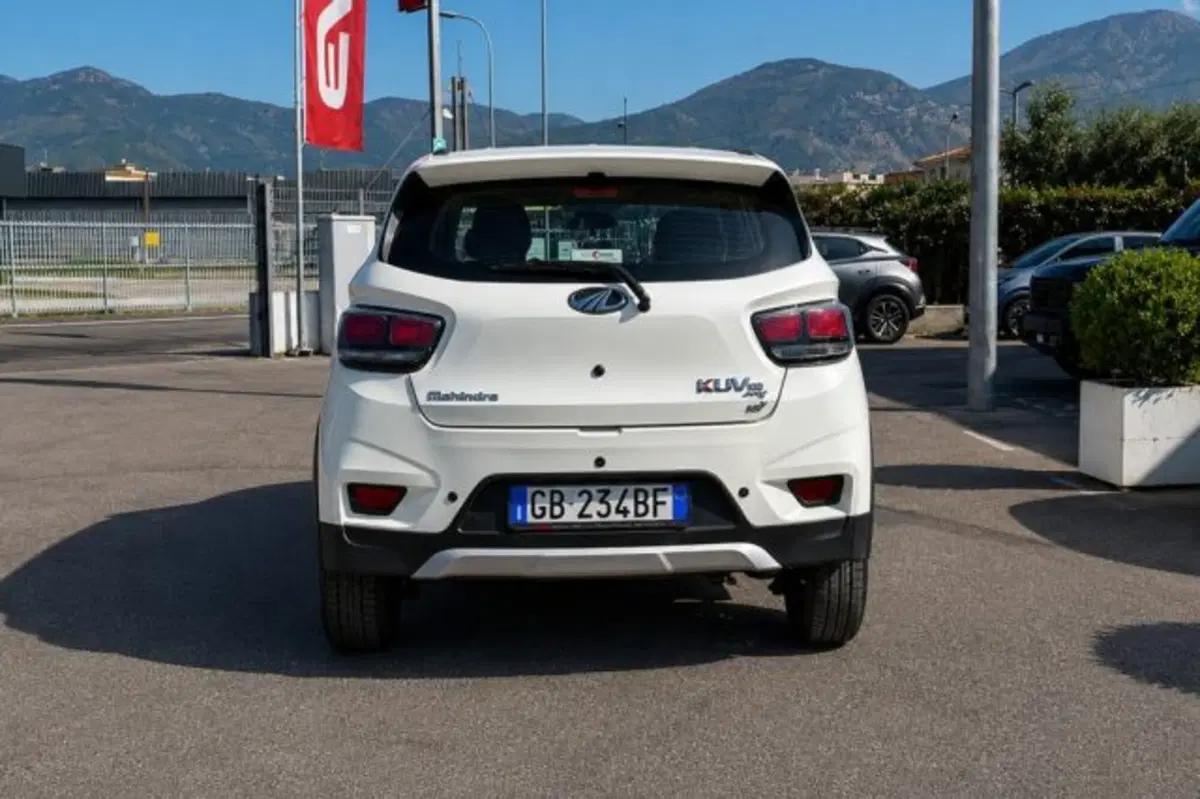 Mahindra KUV100 usata a Latina (6)