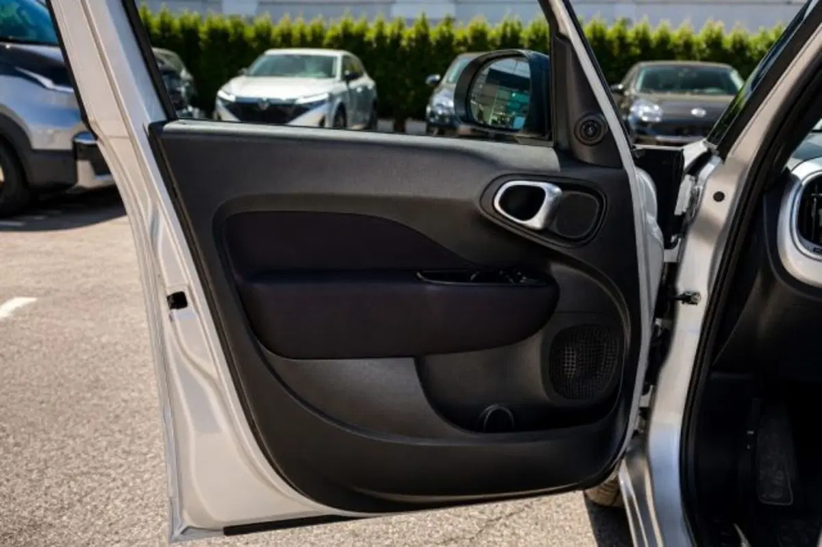 Fiat 500L usata a Latina (12)