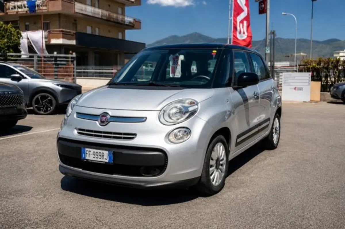 Fiat 500L usata a Latina (3)