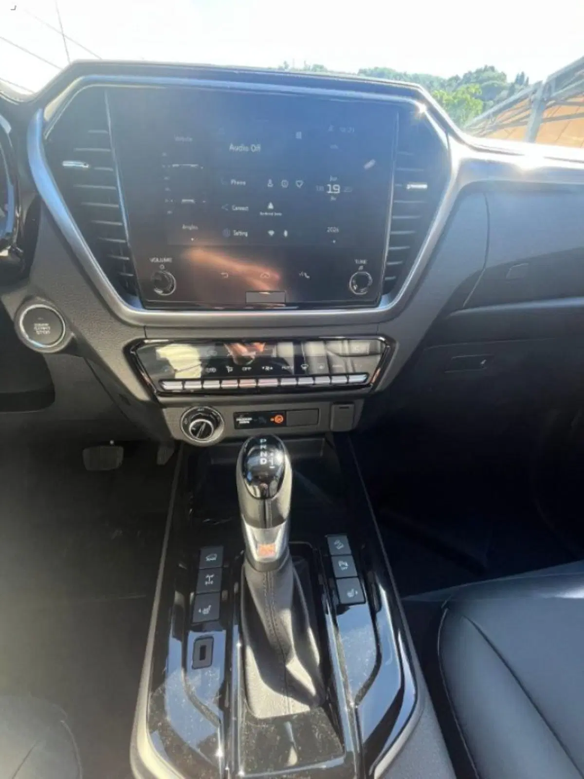 Isuzu D-Max Pick-up nuova a Lucca (10)