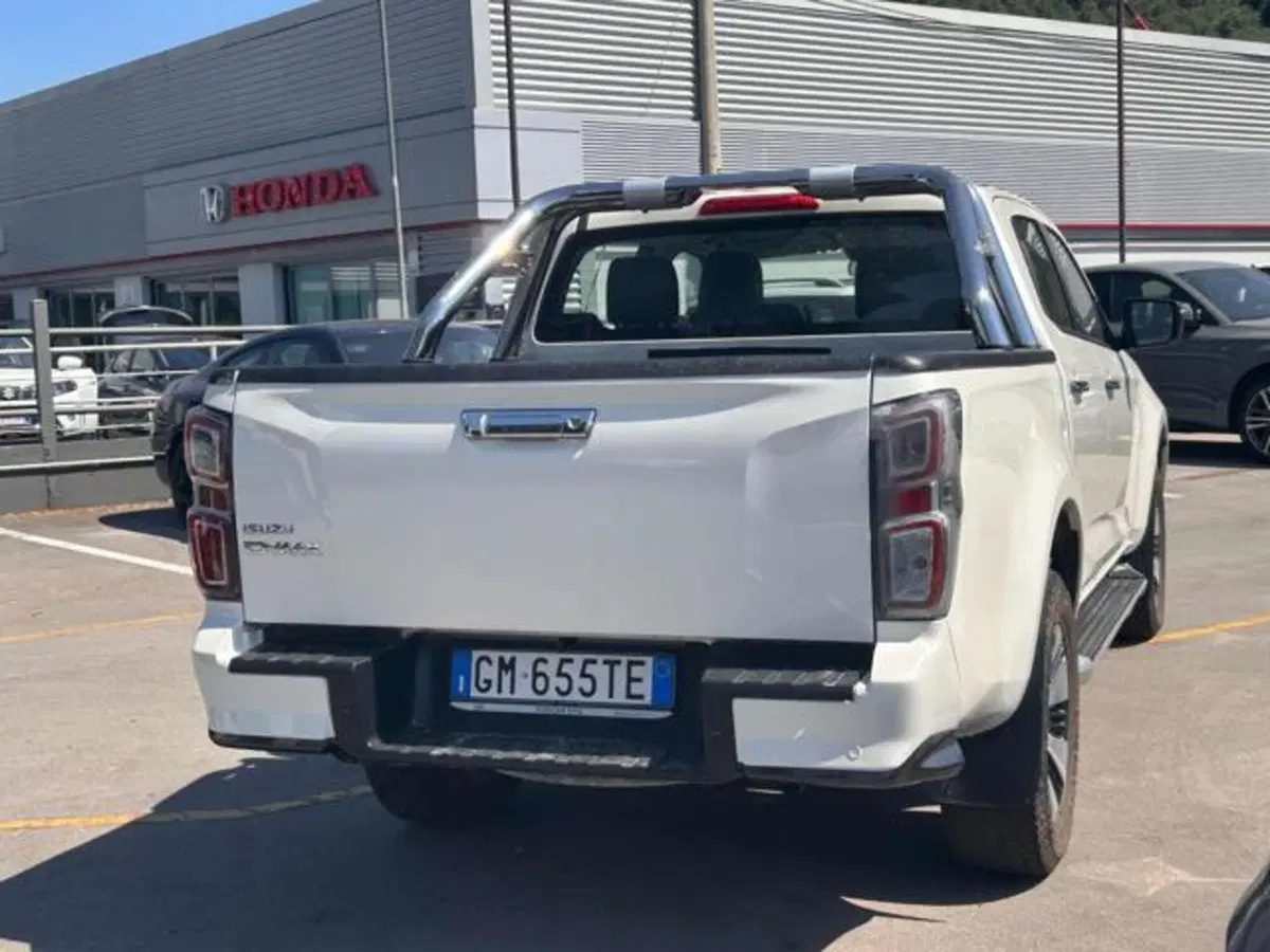 Isuzu D-Max Pick-up usata a Lucca (4)