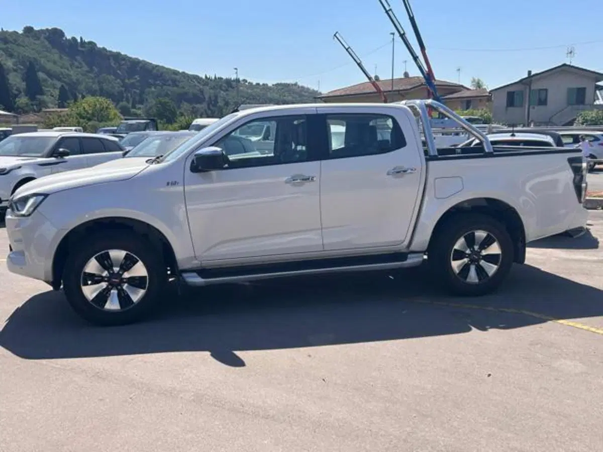 Isuzu D-Max Pick-up usata a Lucca (6)