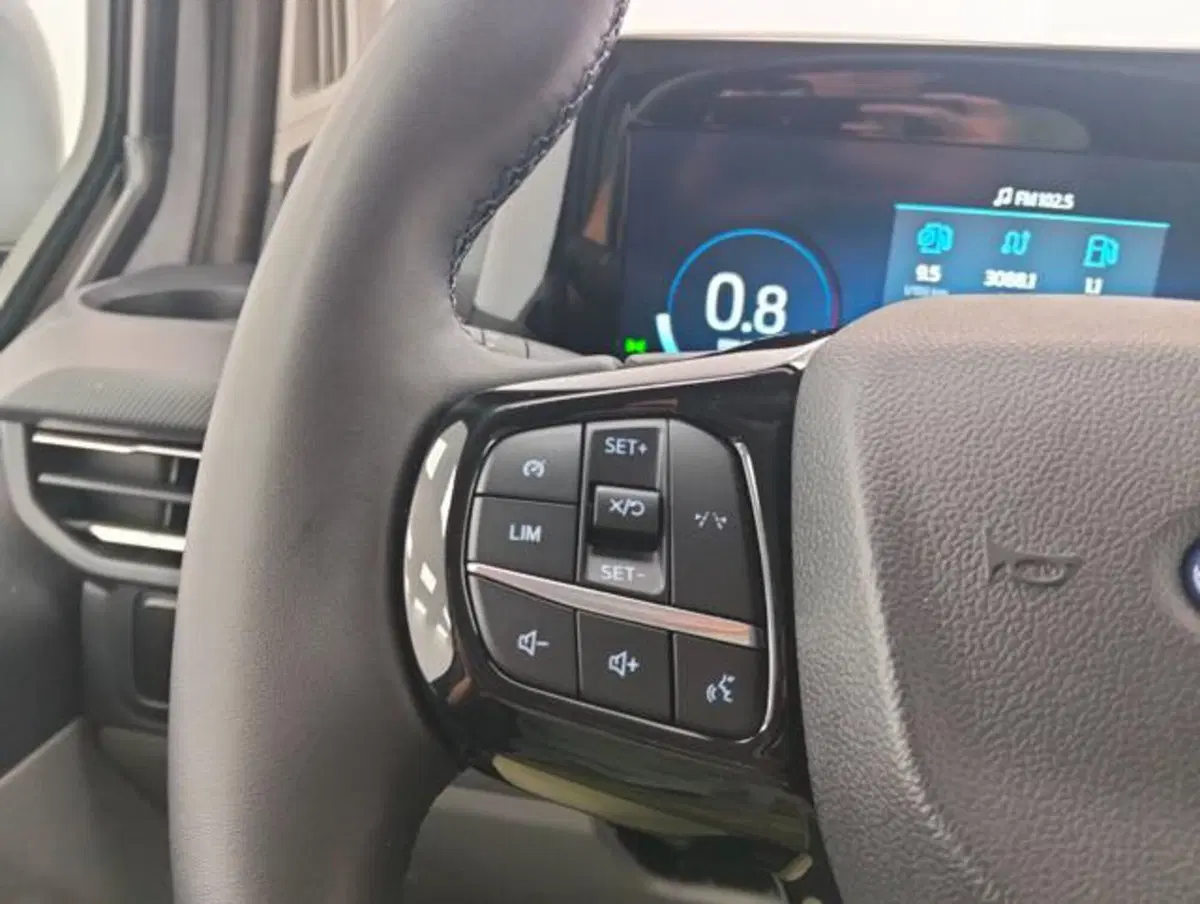 Ford Transit Custom Furgone usata a Como (11)