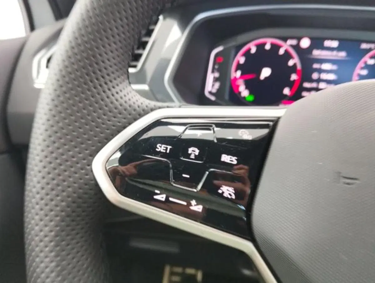 Volkswagen Tiguan usata a Como (11)