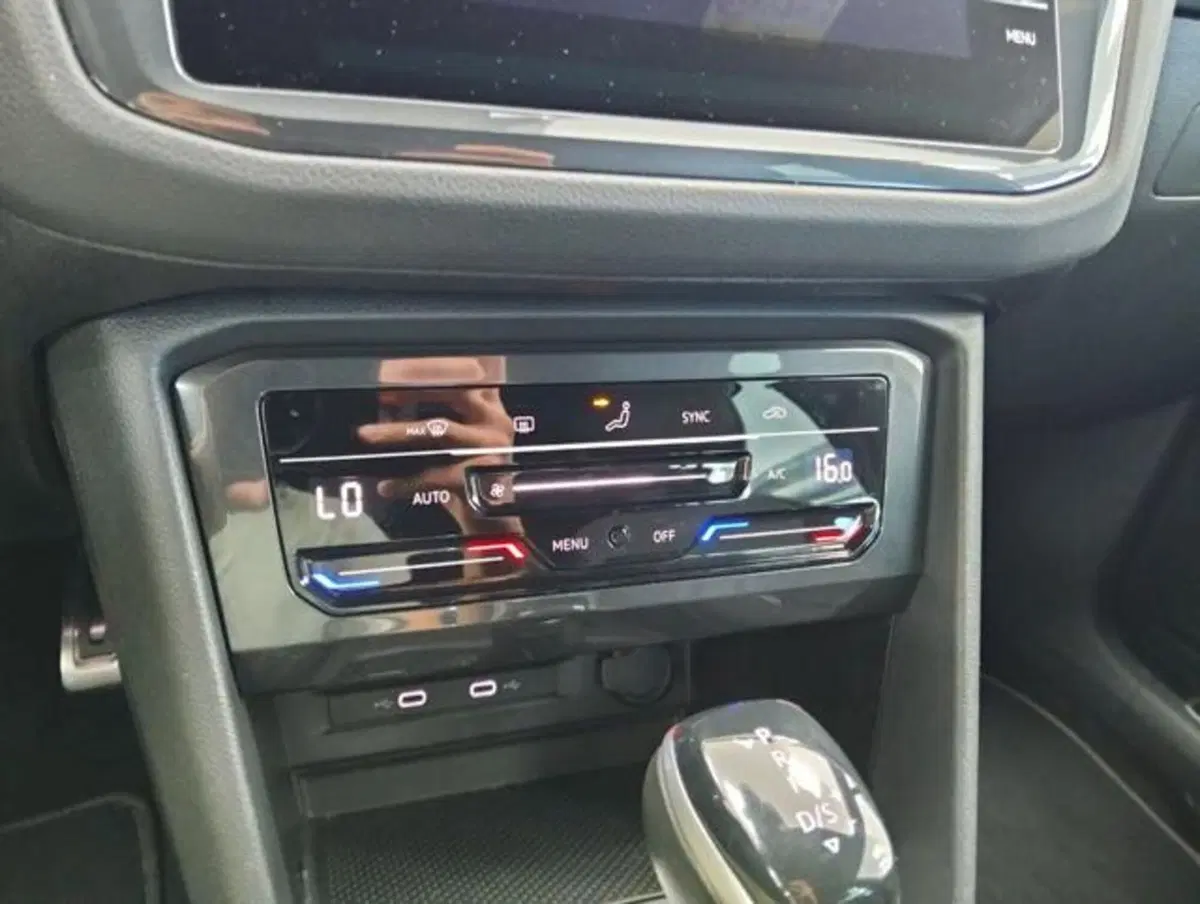 Volkswagen Tiguan usata a Como (13)