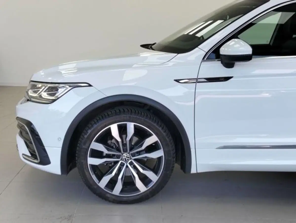 Volkswagen Tiguan usata a Como (9)