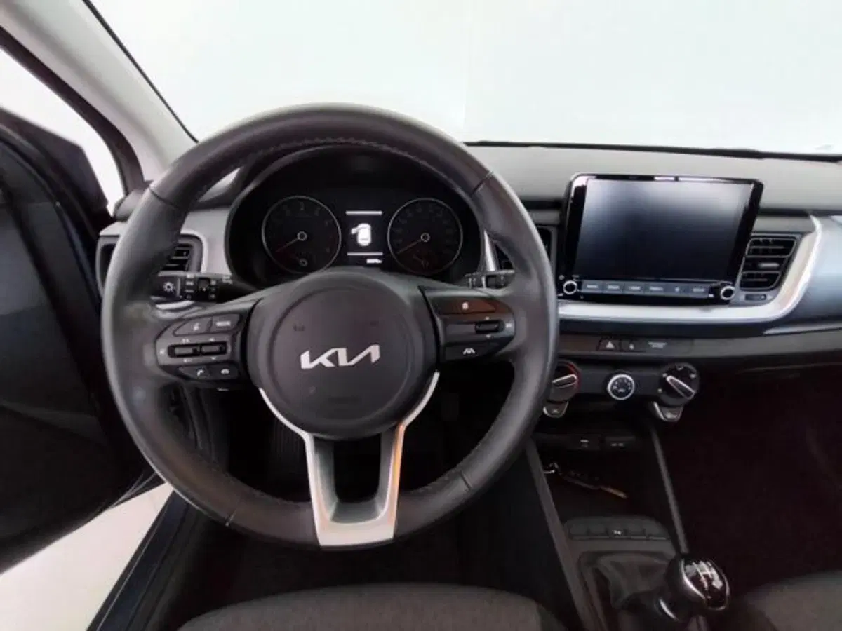Kia Stonic usata a Como (10)