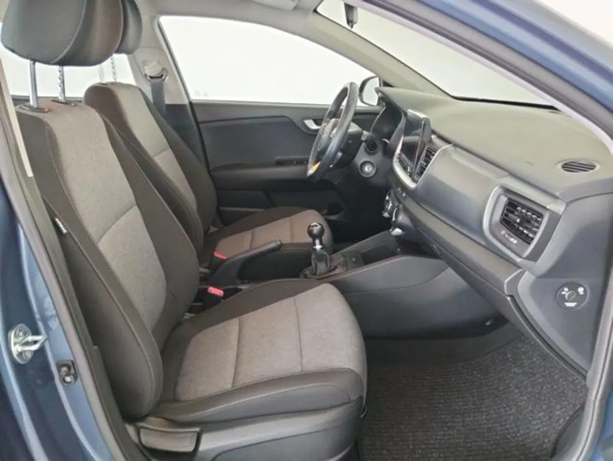 Kia Stonic usata a Como (3)
