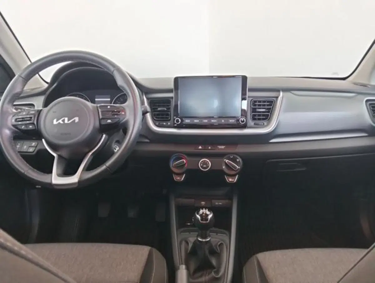 Kia Stonic usata a Como (4)
