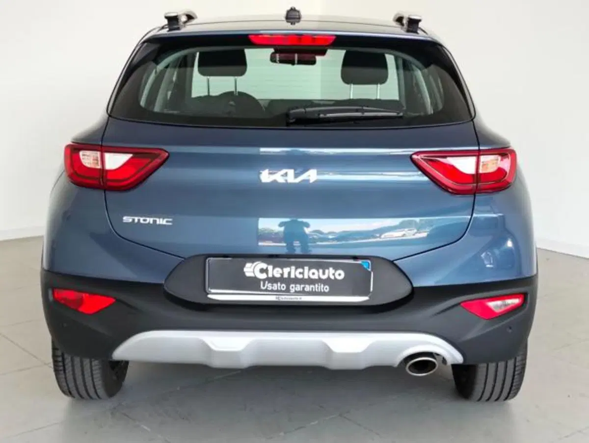 Kia Stonic usata a Como (7)