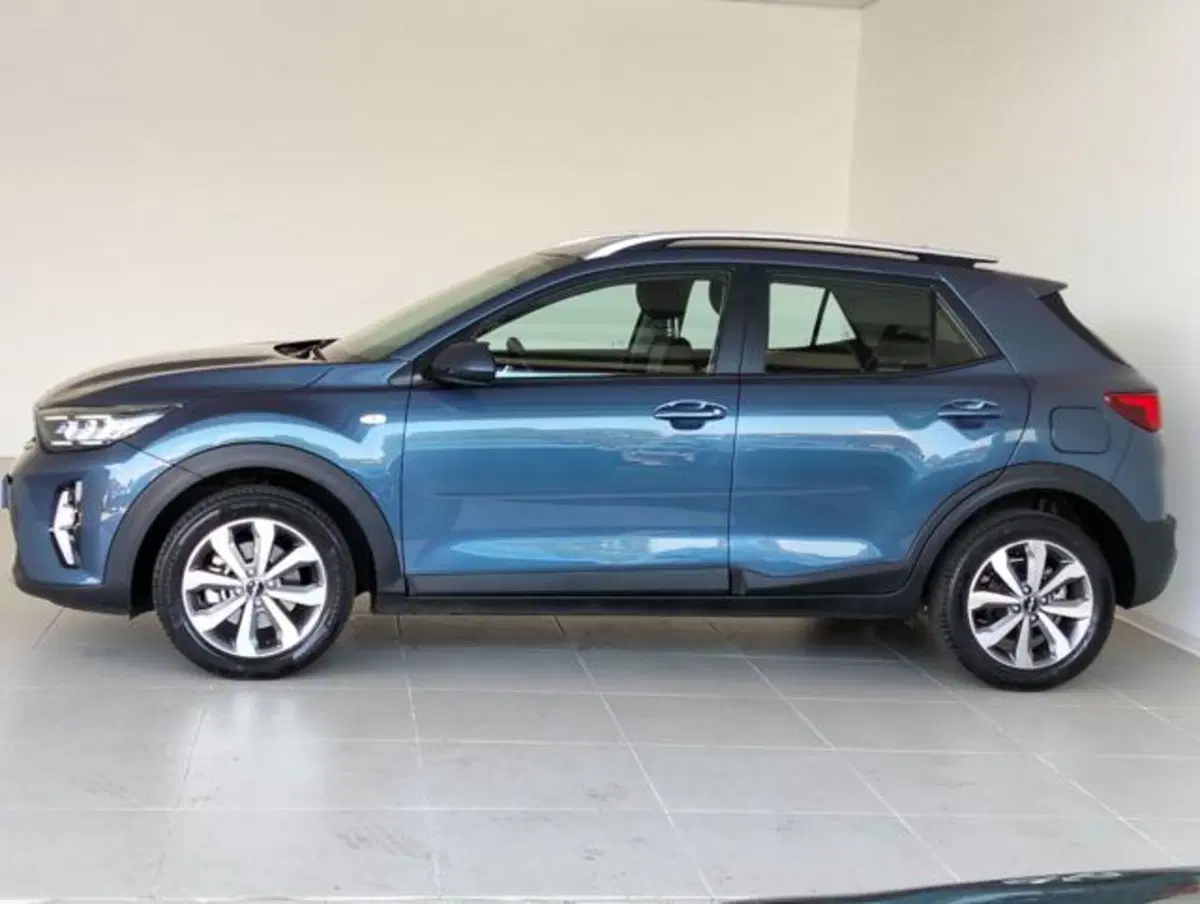 Kia Stonic usata a Como (8)