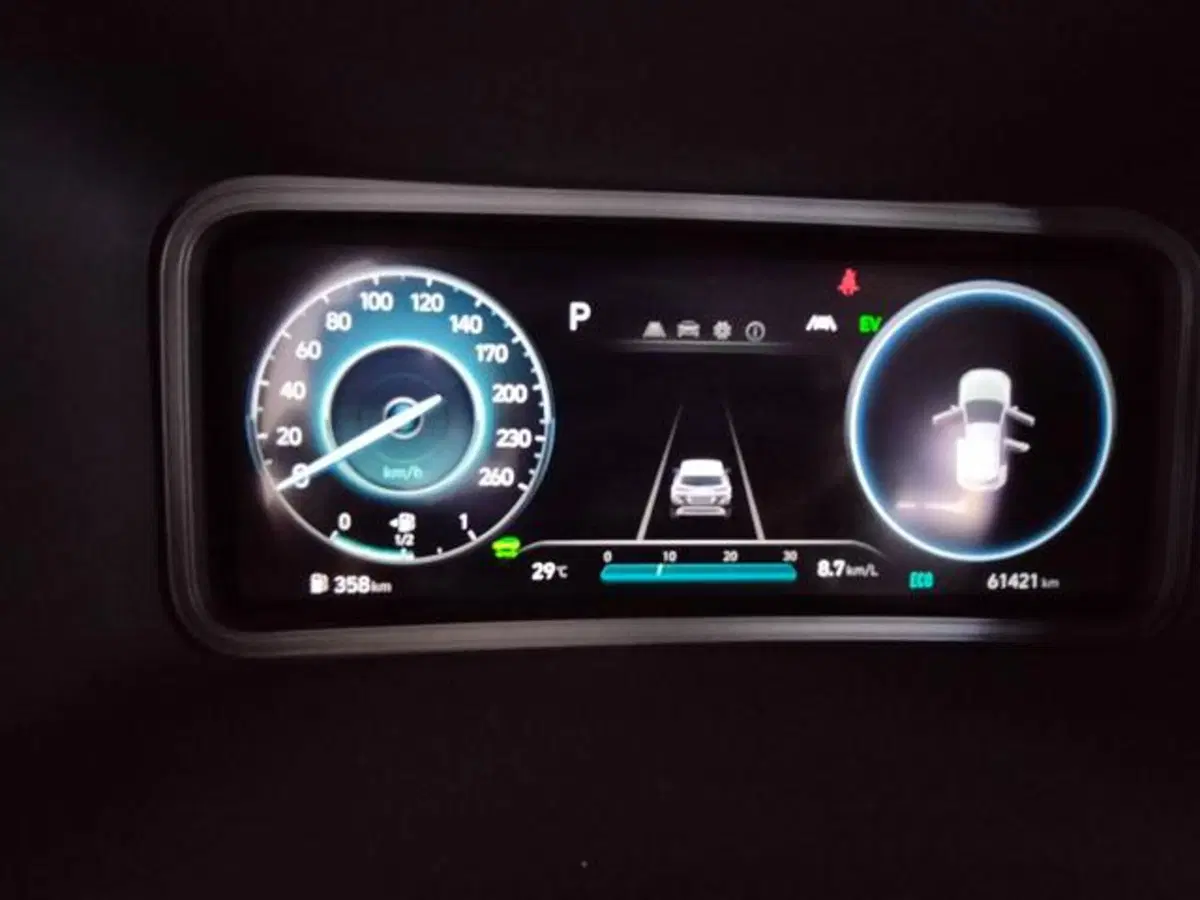 Hyundai Kona usata a Como (9)