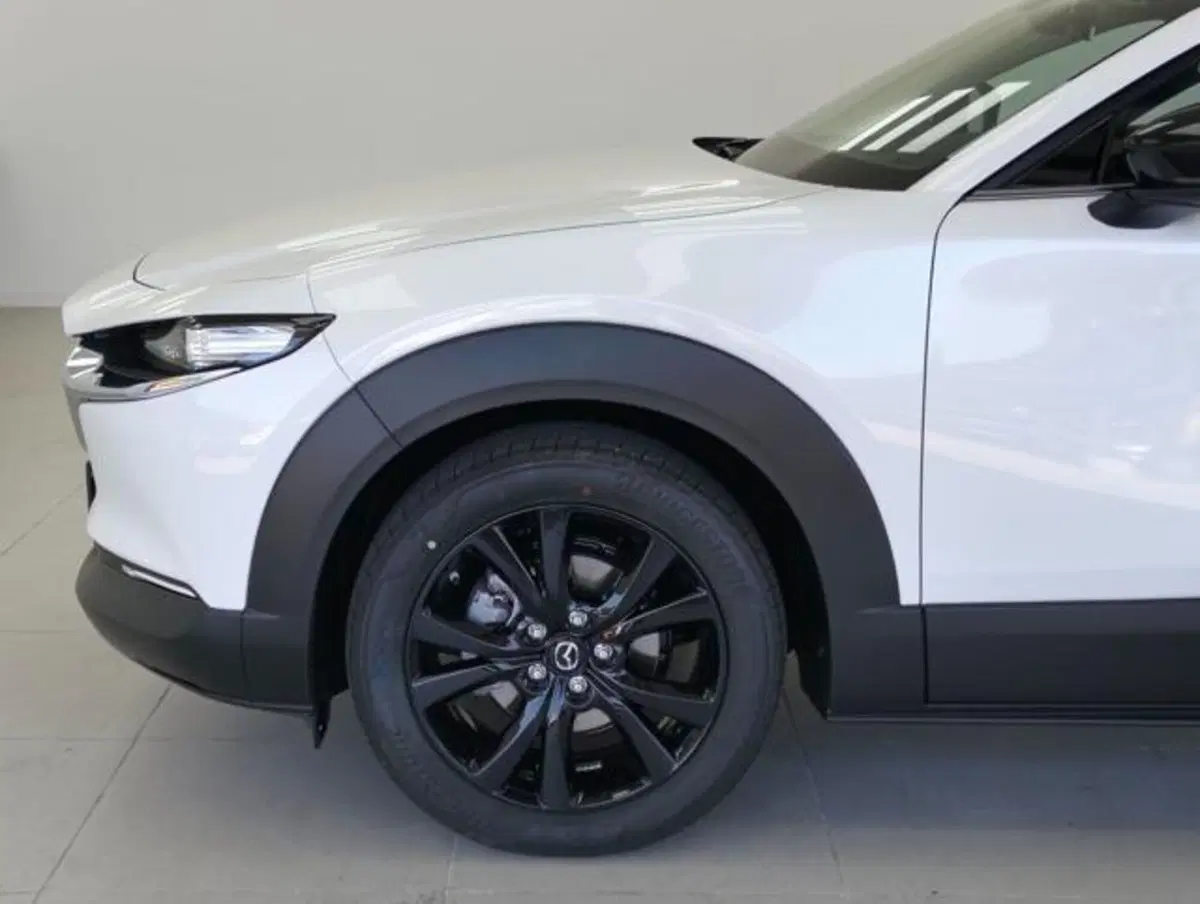 Mazda CX-30 nuova a Como (9)