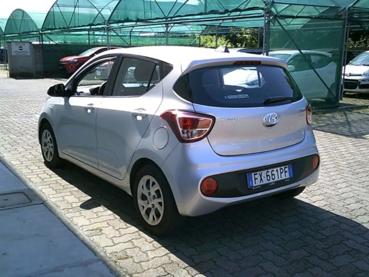 Hyundai i10 usata a Novara (3)