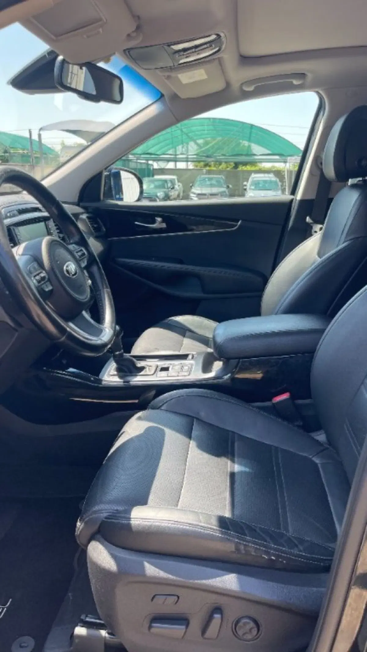 Kia Sorento usata a Novara (11)