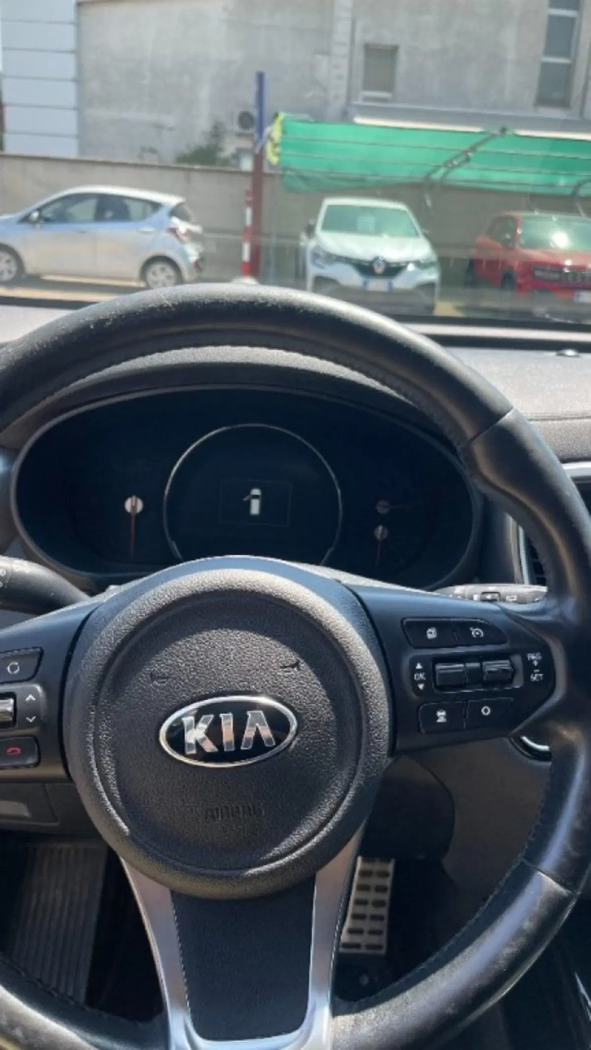 Kia Sorento usata a Novara (12)