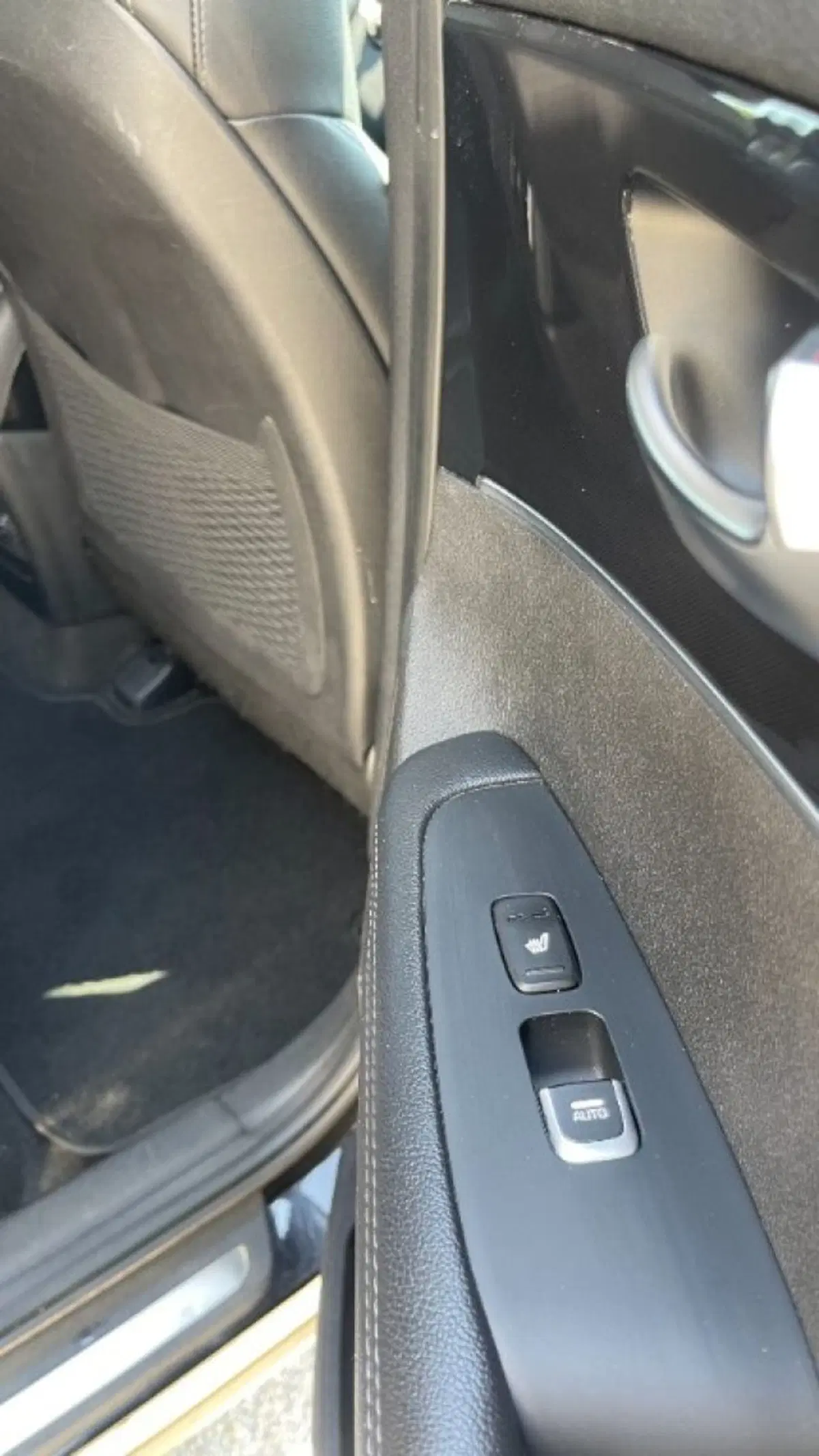 Kia Sorento usata a Novara (17)