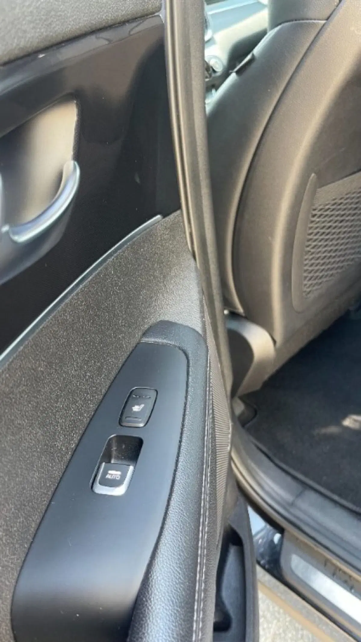 Kia Sorento usata a Novara (20)